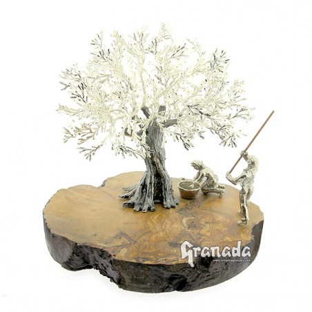Olivo de Plata - Vareador y Recolectora 24 cm