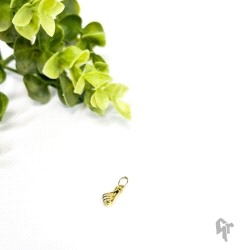 COLGANTE HIGA DE ORO                                                  