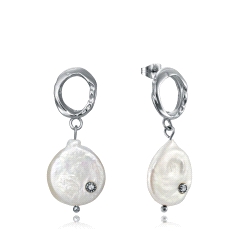 PENDIENTES VICEROY CHIC DE ACERO EN FORMA DE ARO Y PERLA NATURAL                                    