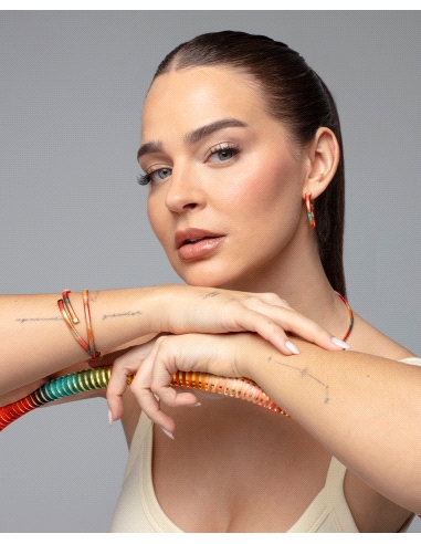 PULSERA ACERO ABIERTA FLEXIBLE ENROSCADA, COLECCION LAURA ESCANES                                   