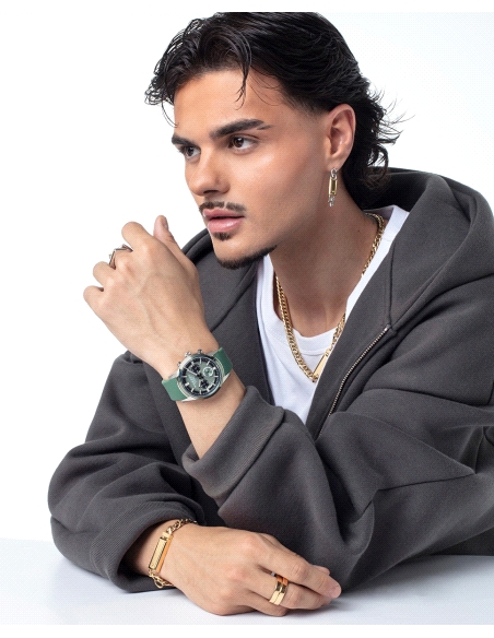 PENDIENTE UNICO DE ACERO DORADO, COLECCION ABRAHAM MATEO                                            