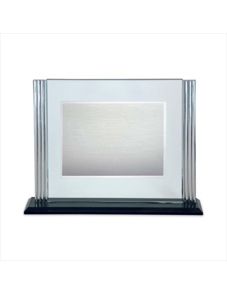 PLACA HOMENAJE CRISTAL ADORNO LATERAL PLATEADO Y BASE NEGRA